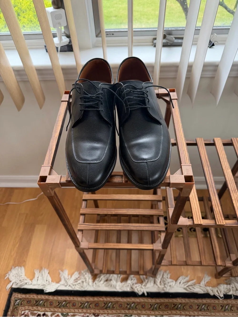 Men's Black Lace-Up Dress Shoes - Pebbled Leather